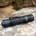 Nicron Linterna Táctica Potente Negra