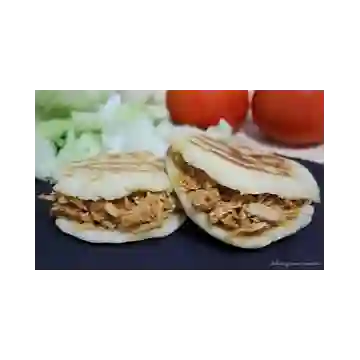 Arepa Rellena de Pollo