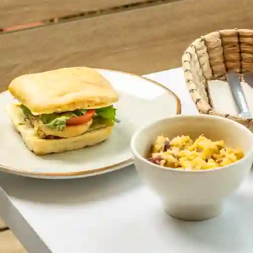 Sándwich Del Campo