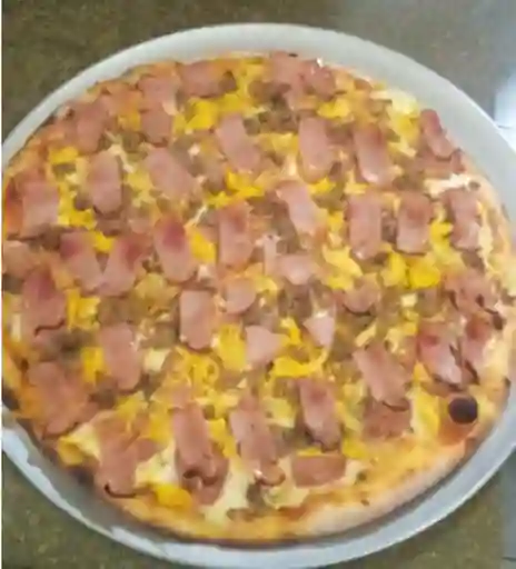 Pizza Carnívora