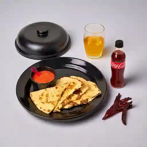 Combo Quesadilla c/ Proteína +Cocacola S/az 500ml