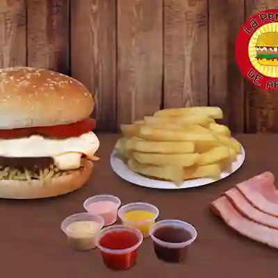 Combo Hamburguesa Tocineta y Papas