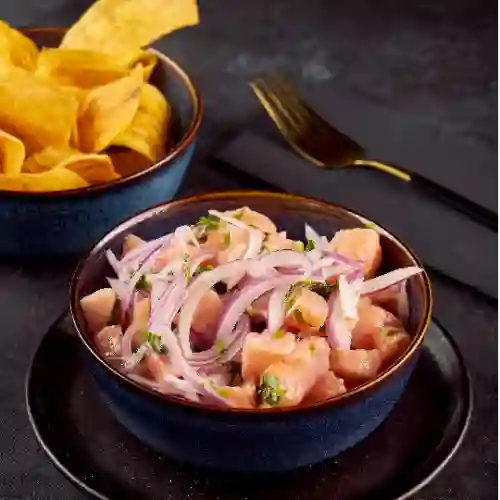 Ceviche de Salmón Fresco