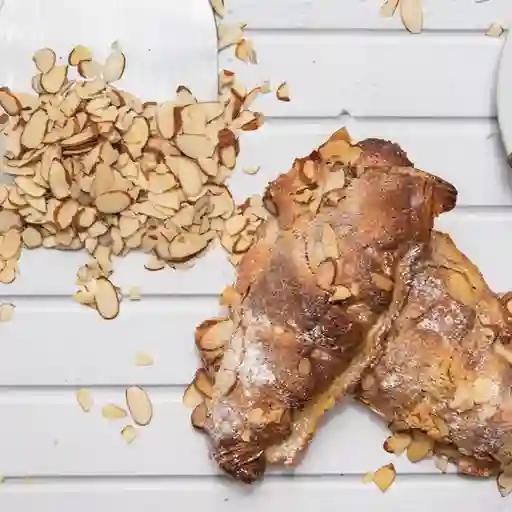 CROISSANT DE ALMENDRAS