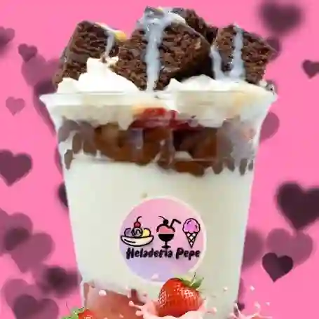 Fresas con Crema y Brownie