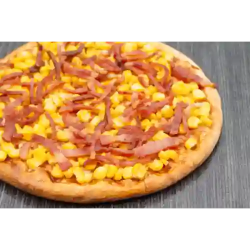 Pizza Maíz Tocineta Cebolla