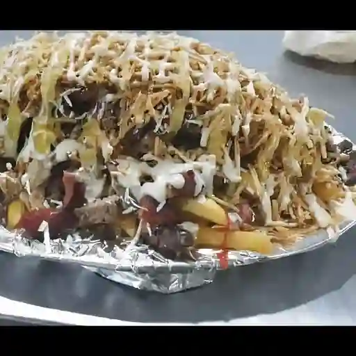 Salchipapa Butifarra