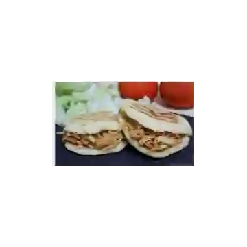 Arepa Rellena de Pollo