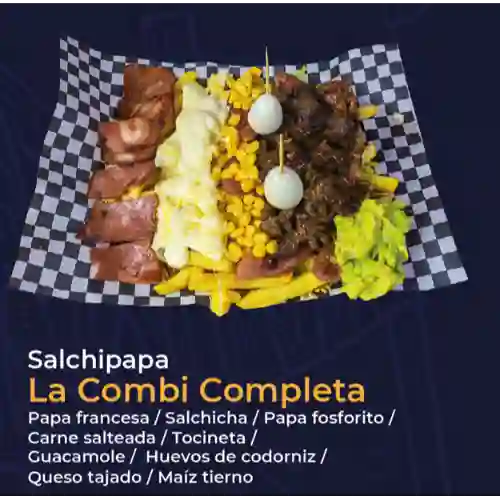 Salchipapa la Combi Completa