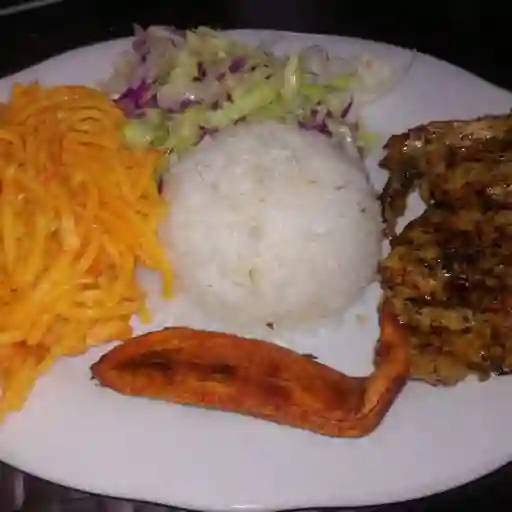 Almuerzo con Filete de Pollo O de Cerdo
