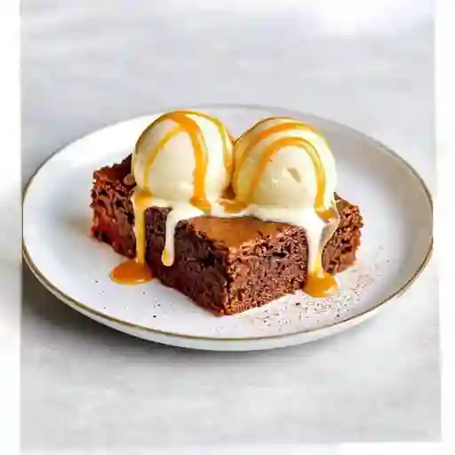 Brownie con helado