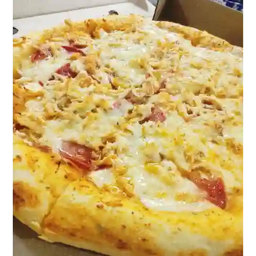 Pizza de Jamon con Pollo