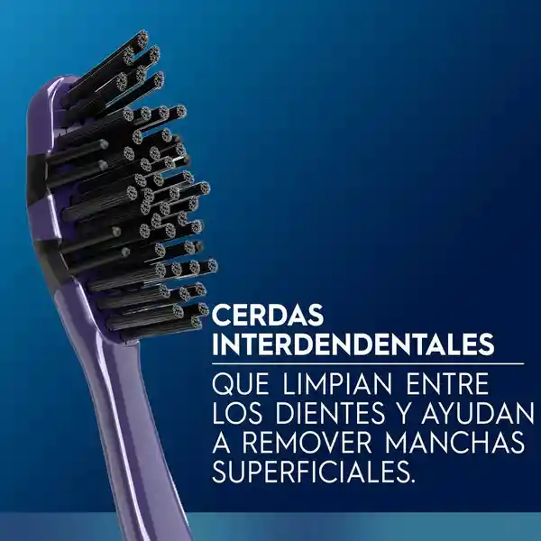 Cepillo de Dientes Oral-B 5 Acciones Con Carbón 4 Und