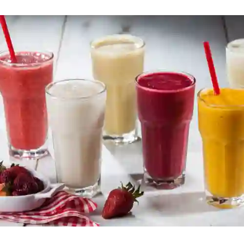 Jugos Naturales en Leche