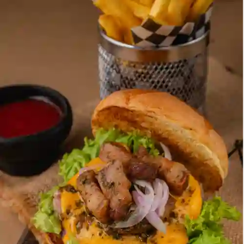 Combo Burger Canalla con Papas y Gaseosa