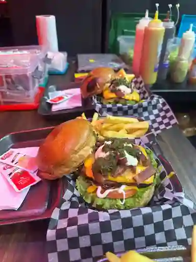 Combo Hamburguesa Bada Boom