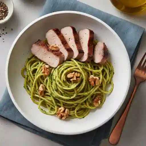 Pasta al pesto lomo de cerdo