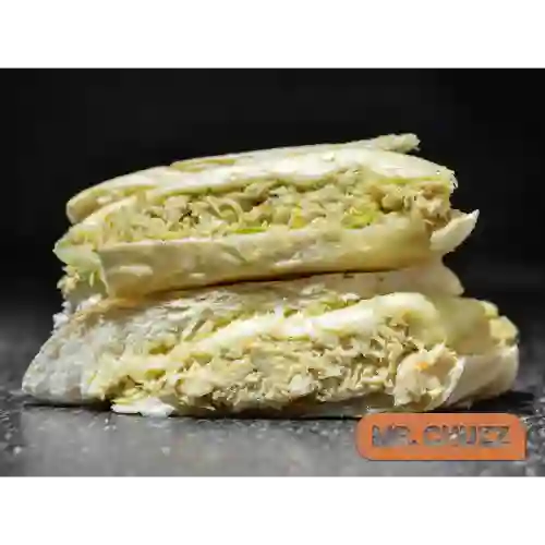 Sándwich de Pollo Desmenuzado