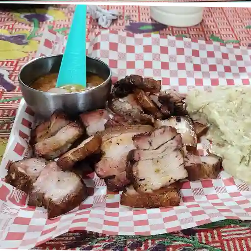 Chicharrones al barril 800 gr