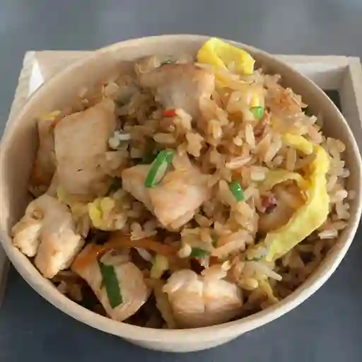 Arroz chaufa con pollo