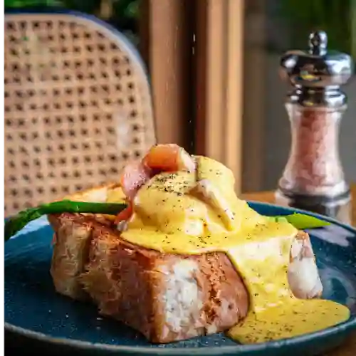 Huevos Benedictinos con Jamón York