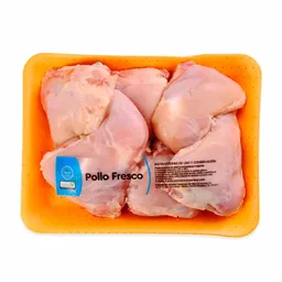 Muslo de Pollo Mercapollo Sin Piel Fresco Bandeja Familiar X Kg