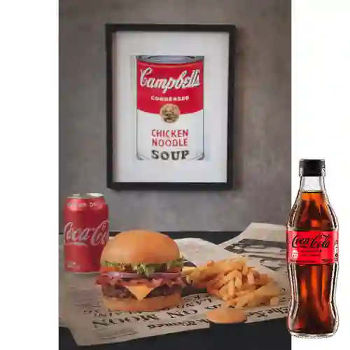 Bacon Cheese Burger +Papas. + Cocacola S/az 300ML