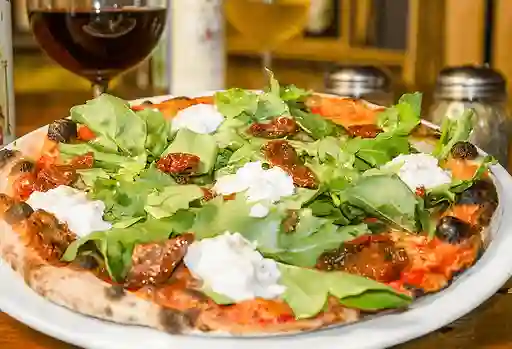 Pizza Búfala Mediterránea