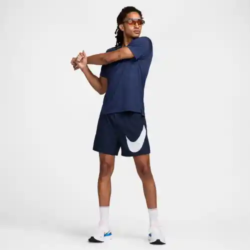 Nike Pantaloneta Challenger Swoosh 5In de Hombre Azul Talla L