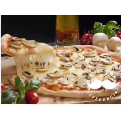 Pizza Mediana Champiñones ( 6 Porciones)