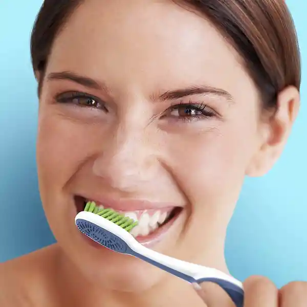 Oral-B Sensitive Encías Detox Cepillos Dentales Extra Suave 2 Unidades