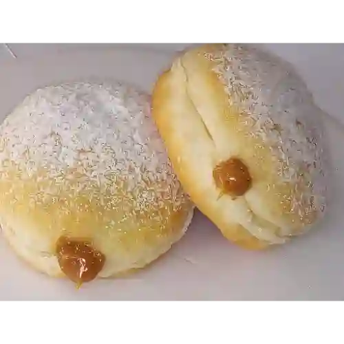 2 Donuts de Arequipe + Botella con Agua