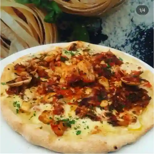 Pizza Frutos Del Mar