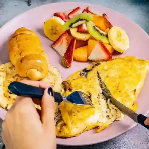 Omelette de Pollo y Champiñon