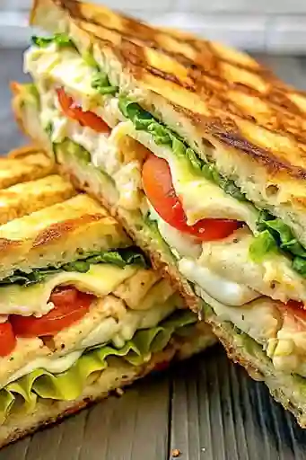 Sándwich  jamon queso verduras