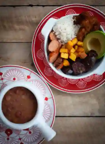 Cazuela con Lomitos