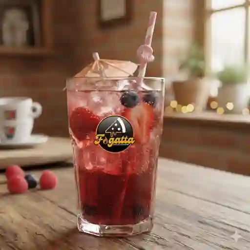 Soda italiana de frutos rojos