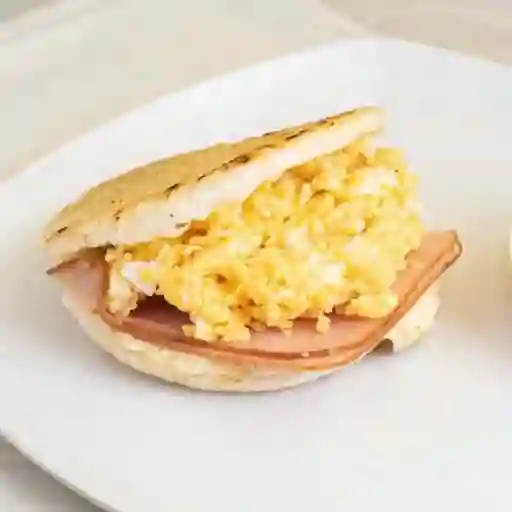 Arepa Rellena de Huevo VIP