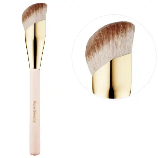 Base Liquid Touch Foundation Brush