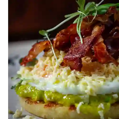 Arepa de la Casa con Tocineta