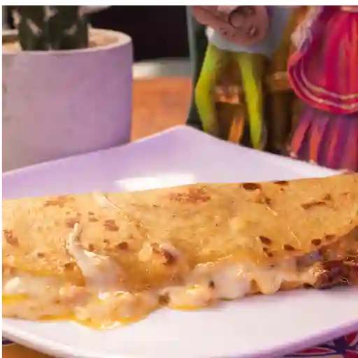Quesadilla +lim coco+nachos personales