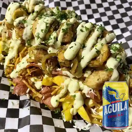 Combo Salchipapa Pollo + Aguila Orig Lta 330ml