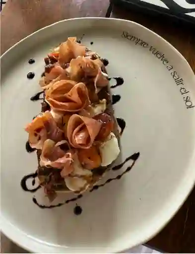 Tostada Serrana