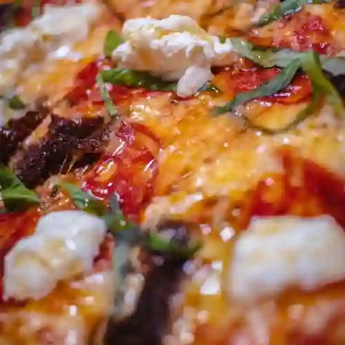 Pizza Stracciatella