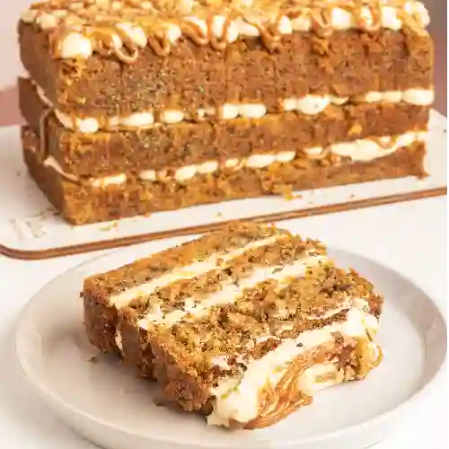 Porción Torta de Zanahoria con Nueces
