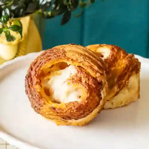 Croissant Jamón y Queso