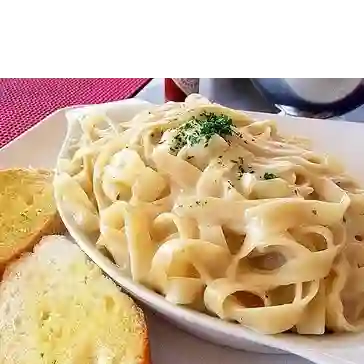 Pasta Tres  Quesos.