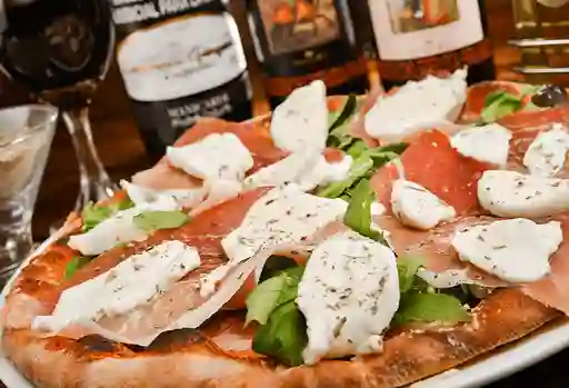 Pizza Búfala Especial