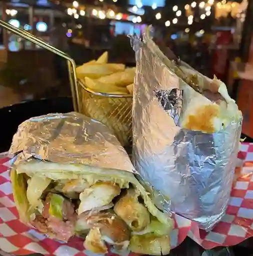 Burrito Chicharrón