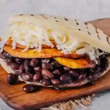 Arepa Vegetariana Negra Tentación